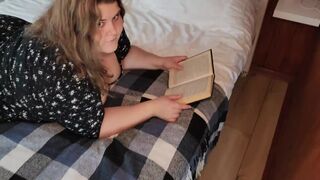 Huge ass inexperienced milf bounces on cock and has an orgasm - 3 image