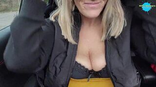 Wife bonks Herself in car as I drive - 5 image