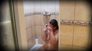 Mature BBW MILF in the shower. Peeping. - 4 image
