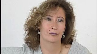 Mother I'd Like To Fuck to masturbate for the 1st time in front of the camera