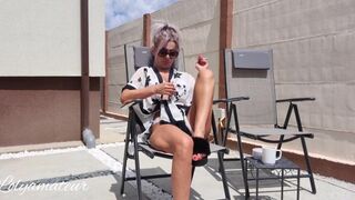 Stepson Catches Stepmom Complete Naked outside and Fuck Her- Cum in Mouth