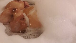 Bubbles and titties... - 12 image