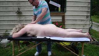 Short clip of an outdoor massage session - 3 image