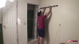 Naughty MILF Rewards Her Repair Man with the Sexiest Blowjob