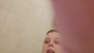 THROATPIE beauty deepthroat blowjob in the shower. Good girl - 4 image