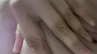 Fingering my Wet Pussy