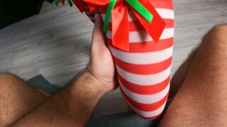 A Blowjob gift from Santa's Big Boobs helper. - 3 image
