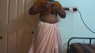 Hot Mallu Aunty Nude Selfie And Fingering For father in law - 4 image
