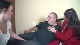 Large Bra Buddies Psycologist desire to watch her Germans patients fuck - 3 image
