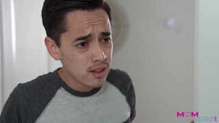 Stepmom Sasha Pearl Like Boy Toy S3-E3 Drawing Straws