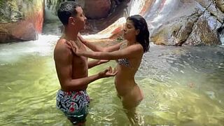 Unknown latina girl gets fucked in the woods while she is lost 1PT