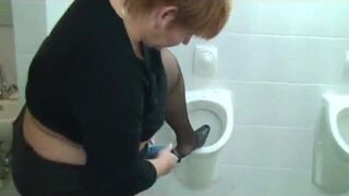 Just horny disappeared in the men's toilet