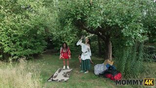 MOMMY4K. Horny Mommy is too sneaky and used her chance to fuck a inexperienced cock hard on the grass