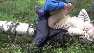 Cunning forester 4 - Forest sex legs up