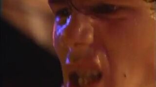 Guy fucks mature brunette's twat - 14 image