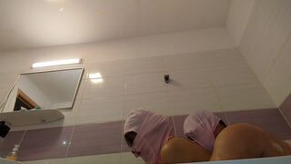 Amateur couple takes a bath, wife with hairy pussy, big ass, big tits.