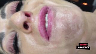 Julia Fontanelli's curvy body and perfect tits give her client a special massage and pussy licking experience
