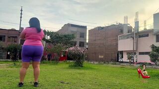 Chocolatito Cock & Licenciada Angiemilf50 do yoga with trainer in her room - 7 image