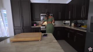 Stepson's massive cock pounds stepmom's massive ass & tits in Real Sex Tonight on Fuckdate - 1 image