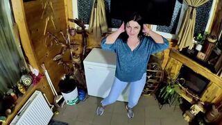 MilfyCalla's hot cameltoe blowjob and juicy puffy jean preview - dirty talk and ass play included! - 5 image