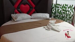 El Makinon's natural tits and ass pounded hard by Licenciada Angie MILF50 in the jacuzzi - 1 image