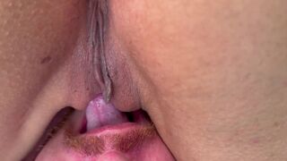 Watch Salome Gil's Colombian pussy make Vincenzo Davorio explode with pleasure - 2 image