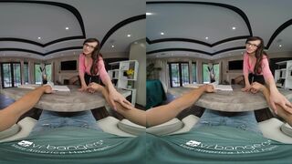 VR BANGERS Wet Mature Pussy To Try Out VR Porn - 3 image