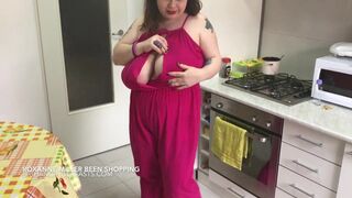 Roxanne Miller with huge boobs engorged with milk - 3 image