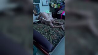 Neighbor Split my PUSSY !!