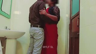 Boss had sex inside the office bathroom with Hot Milf - 4 image