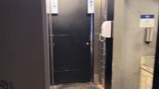Sex in the restaurant toilet - 14 image
