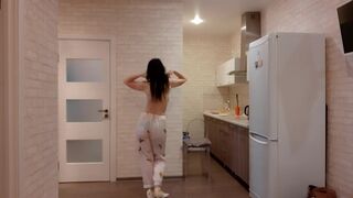 milf woke up and wants sex and pussy too - 2 image