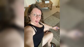 very horny BBW home alone housewife dildoing her bald pussy - 1 image
